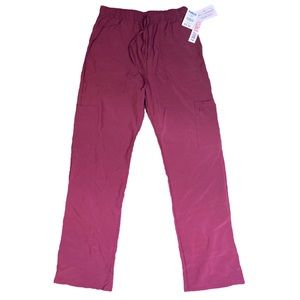 S woman’s scrubaid pants maroon